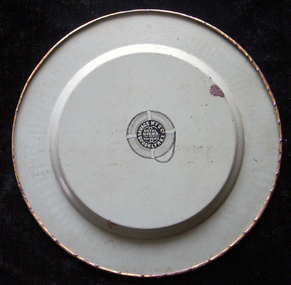 1903 International Yacht Races Lithographed Tin Tray of Sailing Yacht "Reliance" Savage Mfg