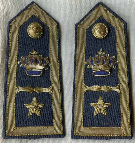 Pair Beautiful Model 1935 Italian Air Force Dress Uniform Shoulder Boards Navigator Major