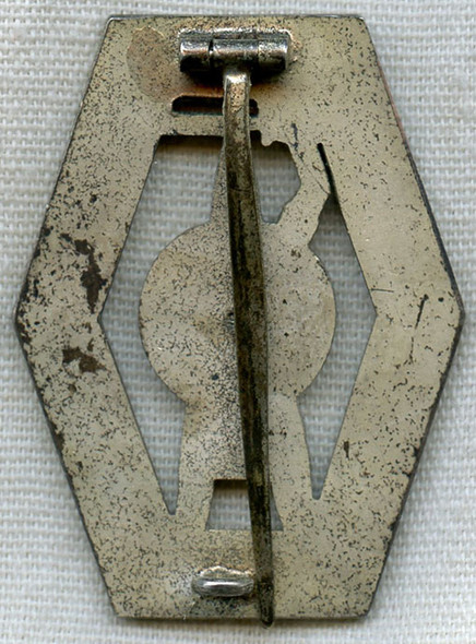 Extremely Rare German-Made Norwegian Front Kjemper (Front Fighter) Silver Badge