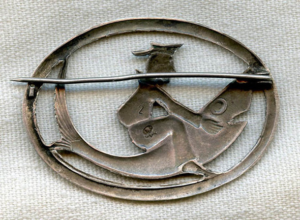 UNIDENTIFIED Wonderful early 1920s POLISH Naval Badge: Submariner??