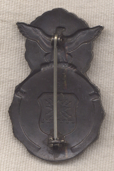 Scarce 1960s-1970s USAF Security Police Beret Badge