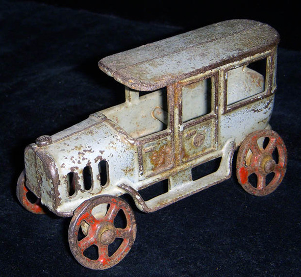 Early (Circa 1920) Cast Iron Toy Automobile