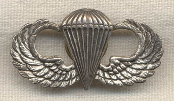 Early WWII Airborne Wing by Weyhing