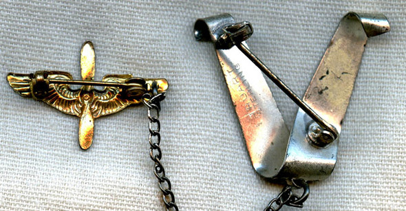 WWII Tru-Art Sterling Chained US Air Corps (USAC) & "V for Victory" Sweetheart Pin