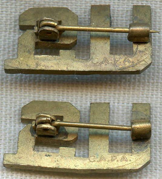 Nice Pair Pinback 1930's - WWII US Army Officer Collar 'US' Insignia