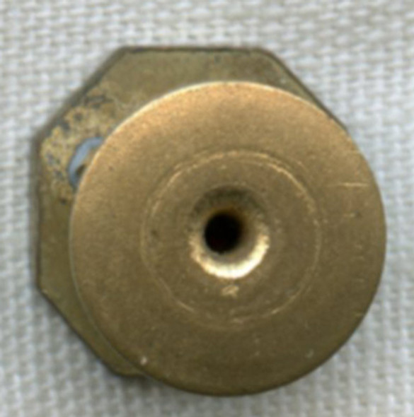 WWI US American Expeditionary Forces (AEF) 18 Months Overseas Lapel