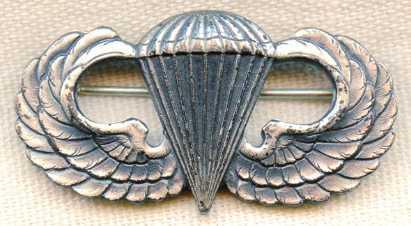 Minty WWII Issue US Army Paratrooper Wing