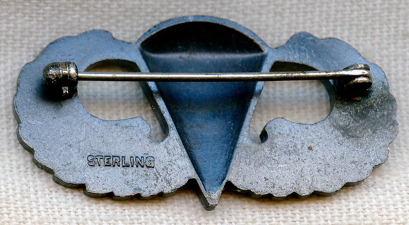 Minty WWII Issue US Army Paratrooper Wing