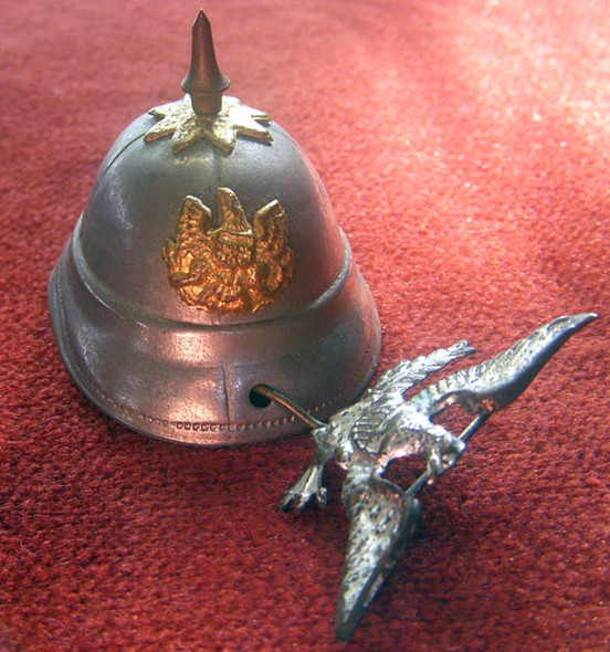 1880s-1890s US Army Veterans' Souvenir Spiked Helmet Badge