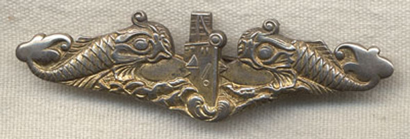 Rare WWII USN Submarine Dolpin Officer Badge by NANCO (Robbins)