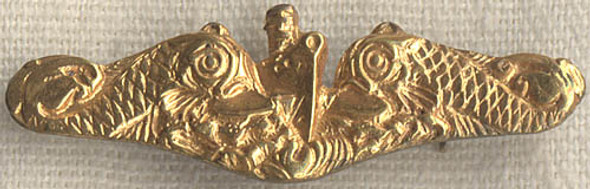 WWII US Navy Officer's Sub Dolphins Cap-Size Badge by Pasquale