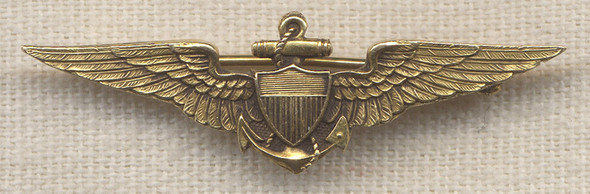 Beautiful WWI 14K Gold US Navy Pilot Cap Wing by Bailey, Banks & Biddle (BB&B)