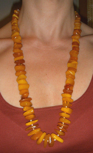 Gorgeous 1960s-1970s Vintage Amber Necklace from Poland