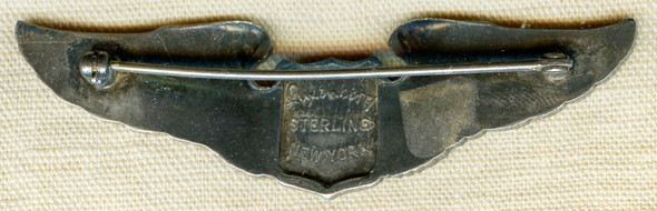 Beautiful Example of an early WWII USAAF Pilot Wing First Pattern by Luxenberg Heavy