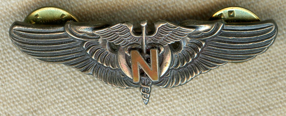 Beautiful Mid-1950s USAF Flight Nurse Wing in sterling by Meyer in the WWII Pattern