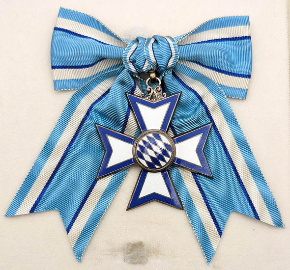 Ext Rare 1957 Bavarian State Order of Merit Women's Award in 925 Silver Cased by Gebruder Hemmerle