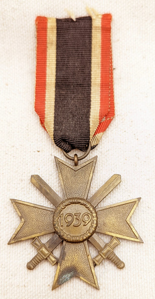 Early WWII Nazi War Merit Cross in Bronze