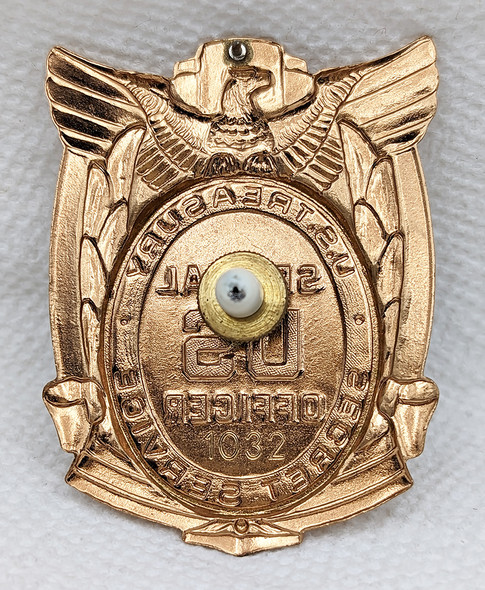 Near Mint 1990s US Treasury Secret Service Uniformed Branch Special Officer Hat Badge #1032