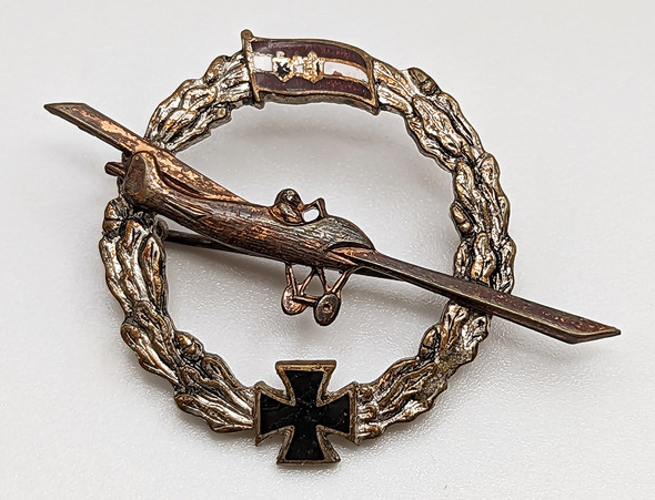 Lovely ca 1917 WWI Austrian Patriotic Aviation Badge in Silvered & Enameled Bronze Small wreath