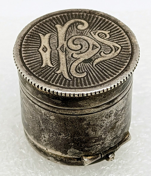 Wonderful ca 1910s Catholic Priest's Anointing Oil Ring in Sterling Silver by Swift & Fisher