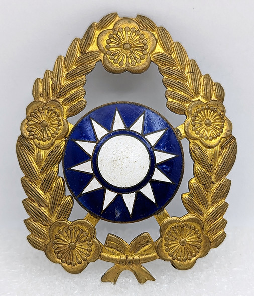 Rare ca 1949 early Taiwan Period Kuomintang / Republic of China Army Officer Hat Badge