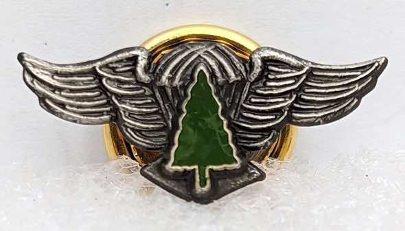 Rare 1980s-90s Forest Service Small Jumper School Graduate Lapel Wing