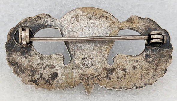 Rare WWII USMC Issue Paratrooper Jump Wing by Hilborn Hamburger