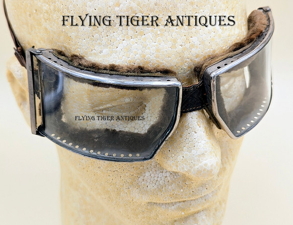 Extremely Rare & Iconic WWI German Pilot Goggles in the Curved Rectangular Pattern ca 1915 / 1916