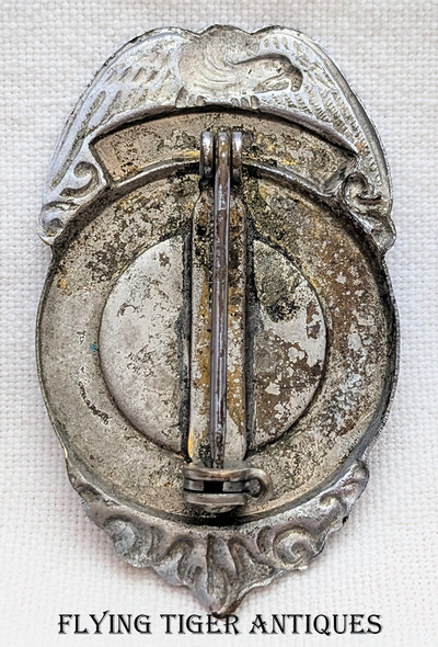 Ext Rare WWII US War Department UNITED NATIONS Guard Badge # 576