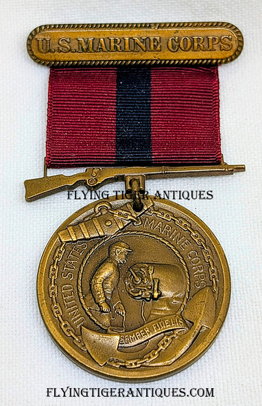 USMC ピンバッジセット台紙付き　デッドストック Militaria - Militaria By Country - US Militaria Artifacts By