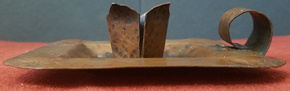 Ca 1900 Nice Heavy Copper Hand-Hammered Chamber Stick in Arts & Crafts Style