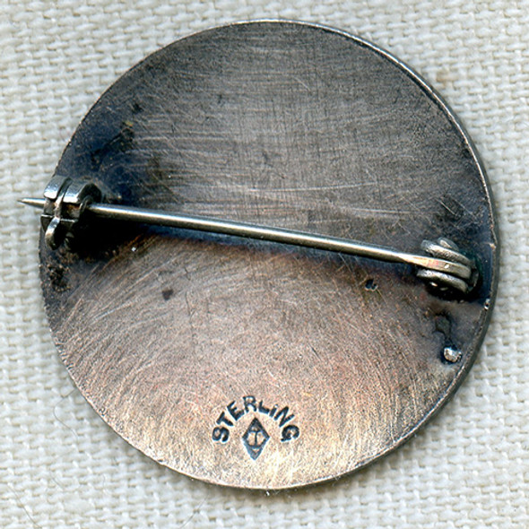 Beautiful and Scarce Ca. 1945 Visiting Nurse Service of NY Lapel Pin