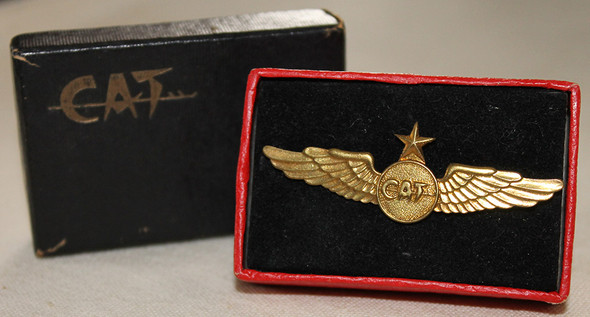 RARE CAT (Civil Air Transport) Sr. Pilot Shirt Wing in Box of Issue