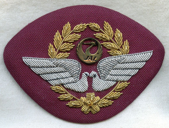 Beautiful Early 1960s Japan Airlines (JAL) Bullion Pilot Hat Badge