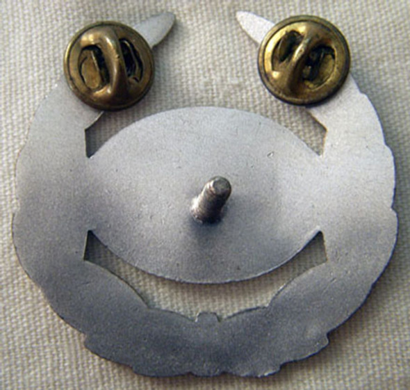 Circa 1980's US Air Pilot Hat Badge 1st Issue