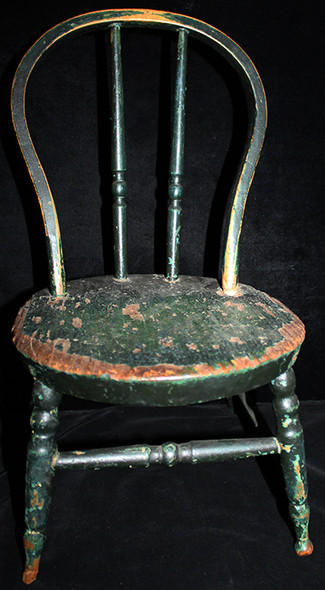 Lovely Old Wooden Child's or Doll's Windsor Chair. Black & Green Paint
