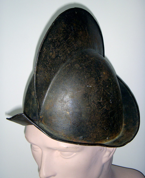 17th Century German (Possibly from Nuremberg) Comb Morion Helmet w/ Fleur-de-Lis Decoration