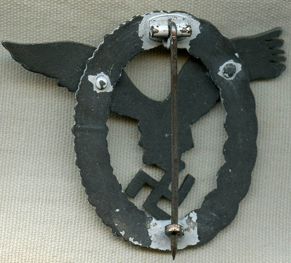 Beautiful Mid-Late WWII Luftwaffe Pilot Badge in Plated Zinc