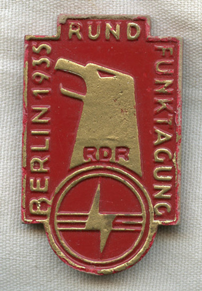 Great Rare 1935 Berlin Funktagung (Radio Conference) Tinnie in Painted Pressed Wood