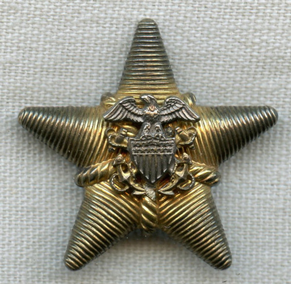 Beautiful WWII USN Officer Sweetheart Pin in Gilt Sterling by H&H