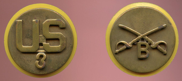 1930s US Army 3rd Cavalry Troop B Collar Disc Set