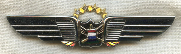 1970s United Air Lines 3rd Issue Captain Wing Owned by Kermit R. Steinbeck with Two Diamond Chips