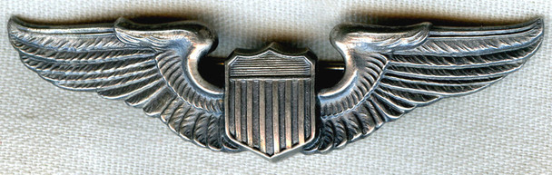 Beautiful WWII (1942) UK-Made USAAF Pilot Wing in Unmarked Firmin Style