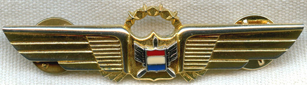 Circa 1980s United Air Lines Pilot Wing 4th Issue in Shirt Size