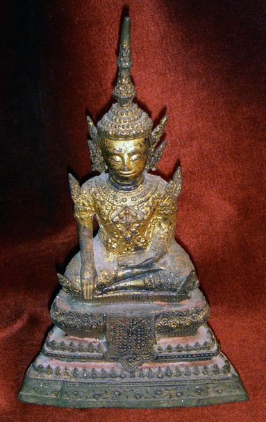 Handsome Early 20th Century Thai Buddha Statue in Gilt Bronze