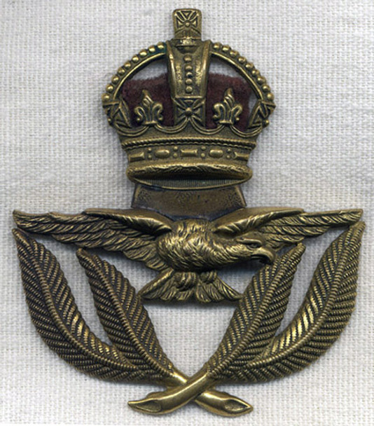 Scarce WWII RAF  - RCAF - RAAF Warrant Officer Hat Badge Brass with Velvet Detail