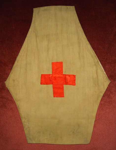 Beautiful WWI American Red Cross Nurse's Linen Ditty Bag with Silk Embroidery