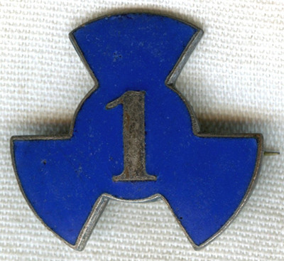 Spanish-American War Era US Army 3rd Corps, 3rd Division, 1st Regiment Corps Badge