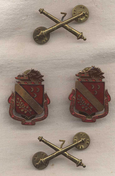 Overseas-Made US Army 7th Artillery DI and Collar Brass
