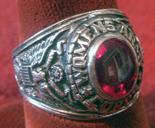 Beautiful & Minty Korean War US Army Women's Army Corps (WAC) Sterling Ring by Crest Craft